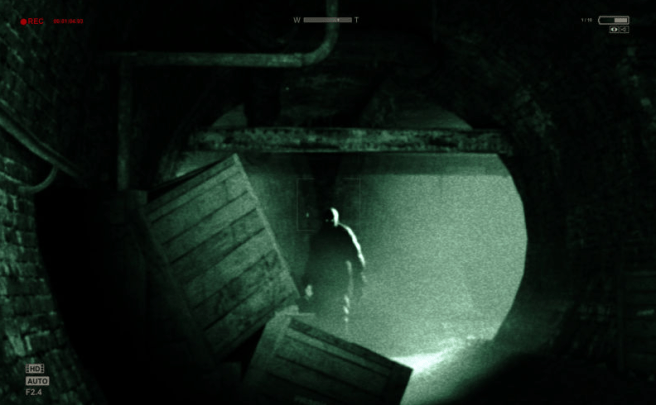 Outlast11